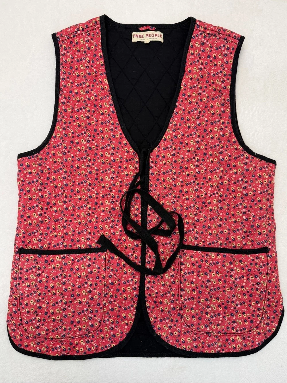 Free People Claudine Quilted Floral Vest Red Large L Tie Front Boho Cottagecore